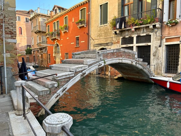 il ponte senza parapetti - ponte chiodo