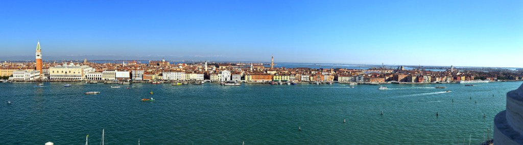 panorama di Venezia dalla torre campanaria di san giorgio maggiore